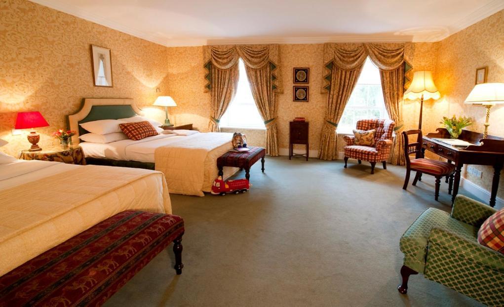 Longueville House Hotel Малоу Стая снимка
